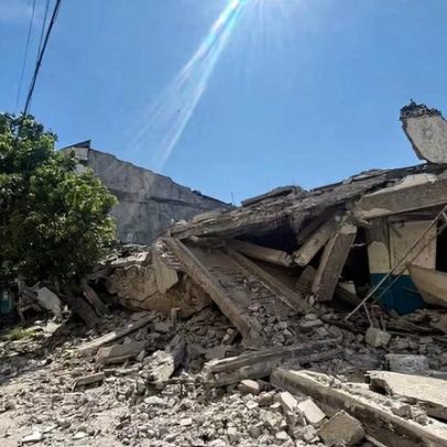 Terremoto nas Filipinas: vídeo mostra telhado desabando perto de alunos