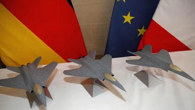 Modelos do avião do projeto, que também incluiria a Espanha e combinaria computação em nuvem e drones
