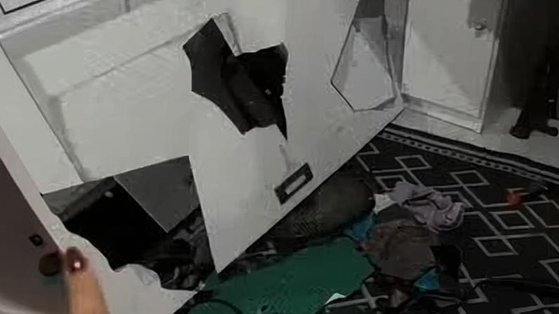 Mãe mostra casa destruída por ex que não aceita fim do relacionamento, em SP