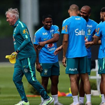Neymar permanece ausente de treino da seleção brasileira