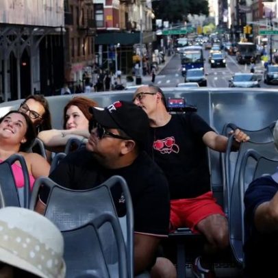 Preço alto da Copa afasta torcedores e impacta turismo e transportes nos EUA