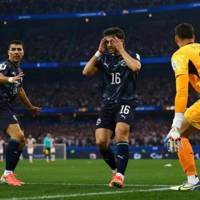 EUA goleiam Paraguai e a repercussão mundial acompanha o resultado