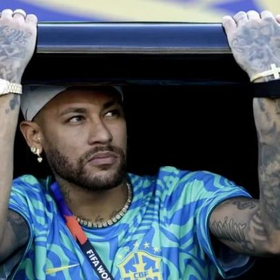Felipe Melo se mostra preocupado com atraso no retorno de Neymar