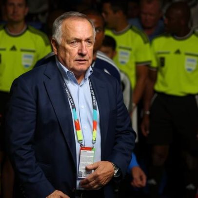 Dick Advocaat torna-se o técnico mais velho da história das Copas