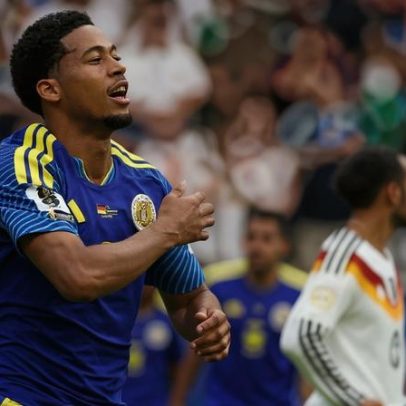 Livano Comenencia marca o 1º gol de Curaçao em Copas do Mundo