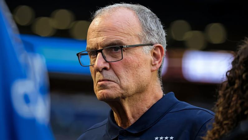 Marcelo Bielsa Uruguai x Arábia Saudita — Foto: Reuters/Sam Navarro