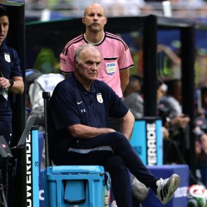 Por que a caixa térmica é fiel companheira de Bielsa, técnico do Uruguai