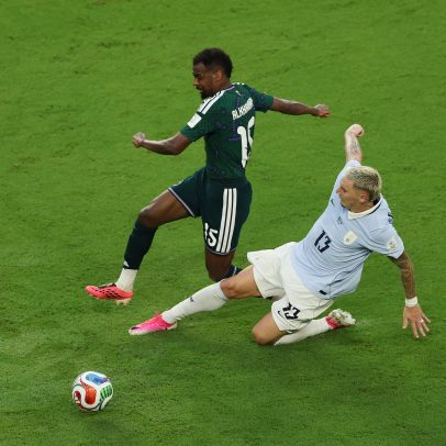 Felipe Melo compara Uruguai ao Brasil na estreia da Copa: foi mais brigador
