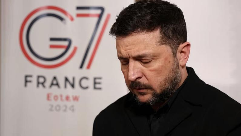 Volodymyr Zelensky, presidente da Ucrânia, na reunião do G7 nesta terça-feira (16/06)