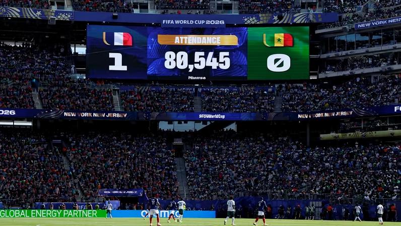 Público do jogo entre França e Senegal, na terça-feira: 80.545 num dia em que total bateu recorde
