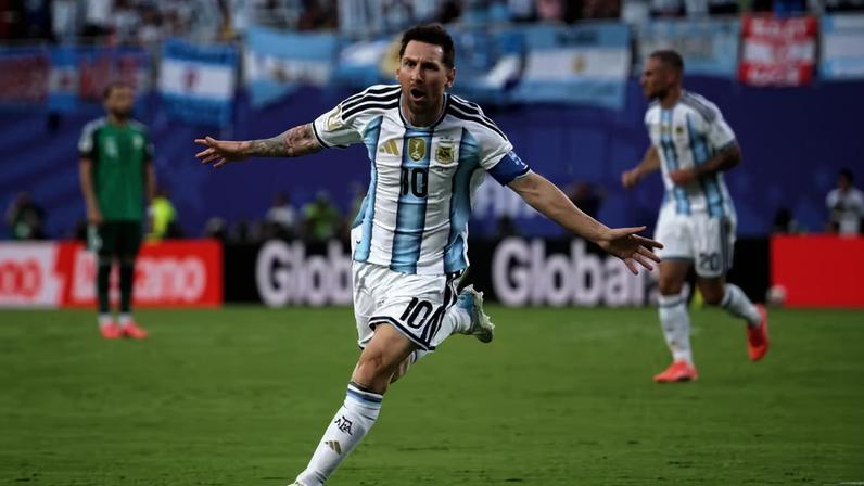 Messi comemora primeiro gol da Argentina contra a Argélia na Copa do Mundo 2026 — Foto: REUTERS/Claudia Greco