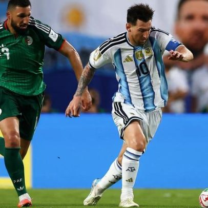 Messi vira maior artilheiro das Copas e lidera Argentina na estreia