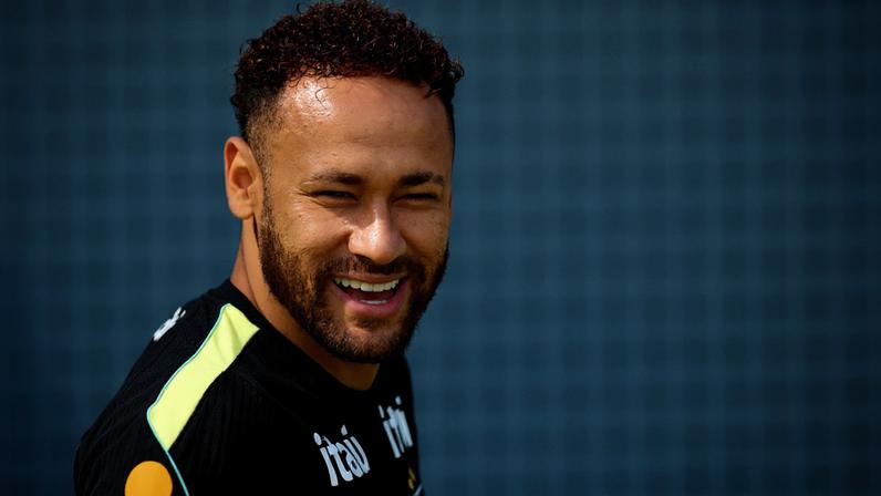 Neymar ri durante o treino da seleção brasileira em Morristown, no estado de Nova Jersey, nos Estados Unidos — Foto: Caean Couto/Reuters/Reuters