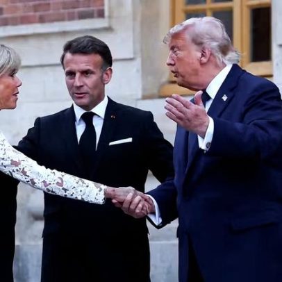 Trump janta com Macron no Palácio de Versalhes; fotos