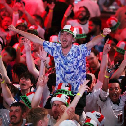 Wonderwall, do Oasis, vira hit da Inglaterra na Copa de 2026 por acaso