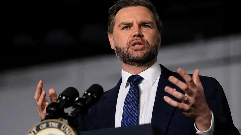 O vice-presidente dos EUA, JD Vance 17 de junho de 2026, em Bethpage, Nova York Spencer Platt/Pool via REUTERS