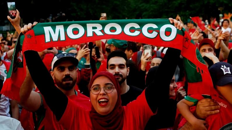 Torcedores se reúnem em Boston, Massachusetts, EUA - 18 de junho de 2026. Torcedores marroquinos reagem enquanto se reúnem no Boston Common antes do jogo contra a Escócia — Foto: REUTERS/Brian Snyder