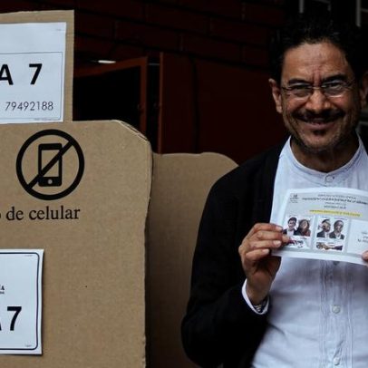 Candidato de Petro pede recontagem de votos na Colômbia