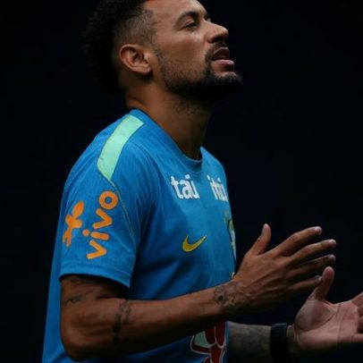 Neymar treina com o grupo pelo segundo dia consecutivo