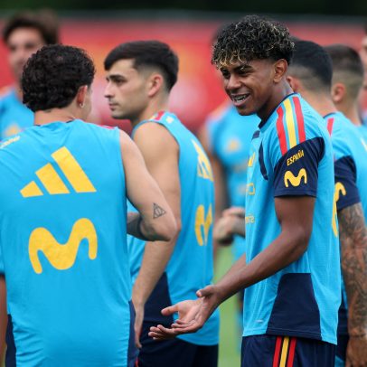 Treino da seleção espanhola é interrompido por tempestade e alerta de raios