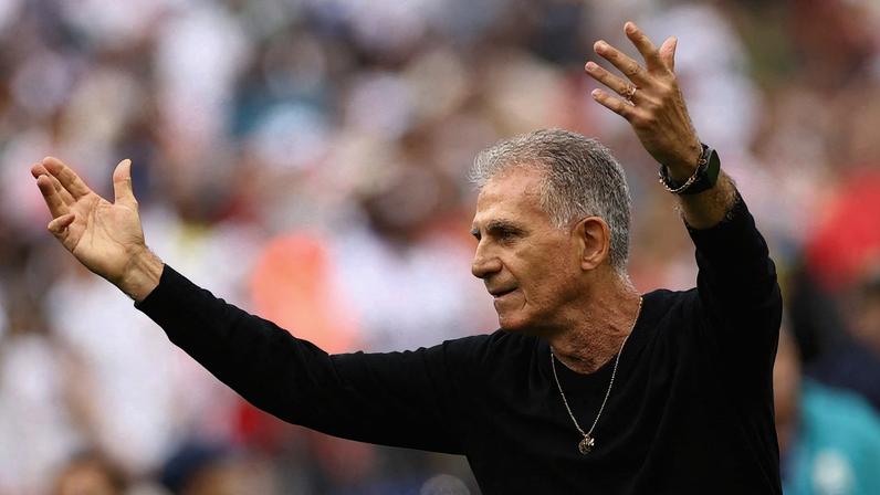 Carlos Queiroz durante a partida entre Inglaterra e Gana na Copa do Mundo 2026