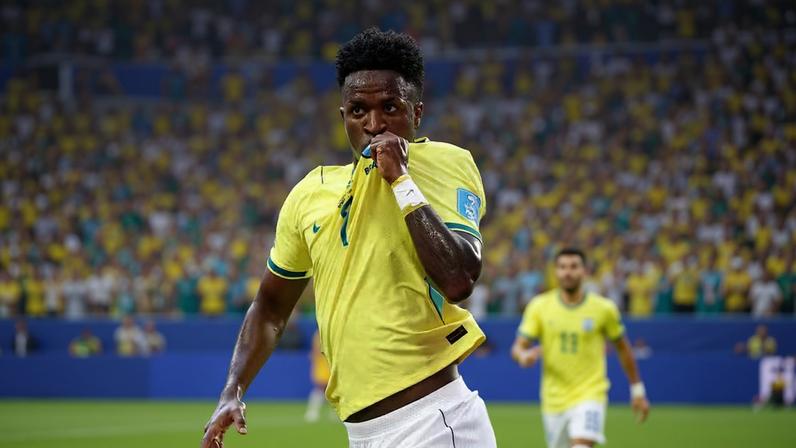 Vini Jr Vinicius Junior Brasil Escócia Seleção — Foto: Nathan Ray Seebeck/Reuters