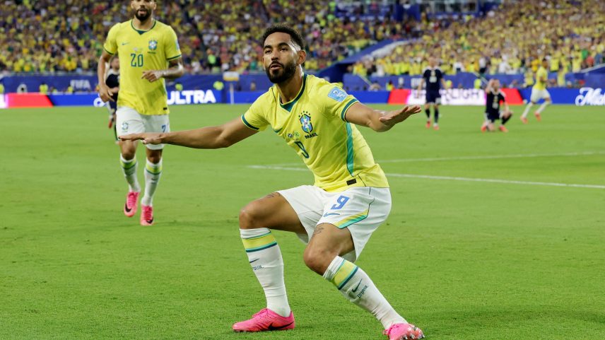 Matheus Cunha gol Brasil x Escócia Seleção — Foto: Amanda Perobelli/Reuters