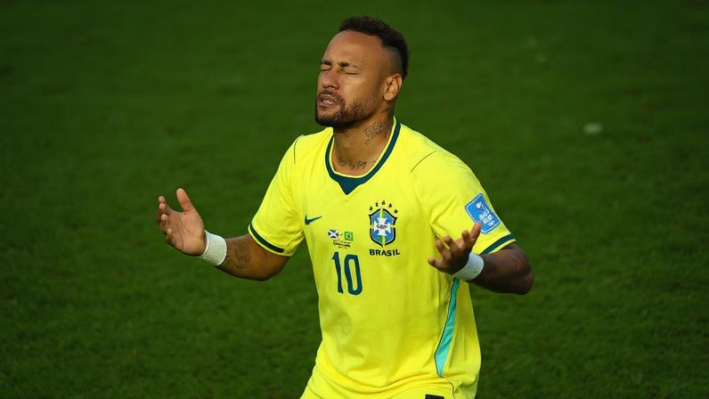 Neymar entra no lugar de Matheus Cunha em Brasil x Escócia Seleção — Foto: Marco Bello/Reuters