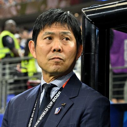 Treinador japonês Hajime Moriyasu chora, faz selfie e grito com torcida
