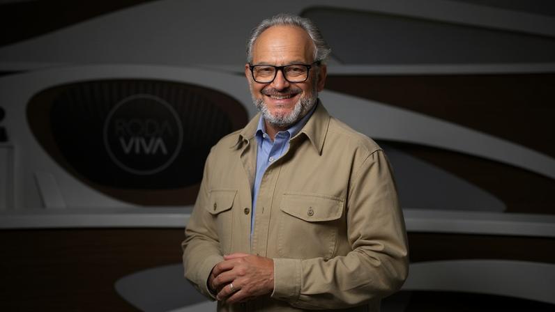 Ernesto Paglia assume a apresentação do 'Roda Viva', na TV Cultura