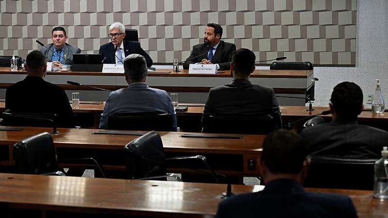 Mesa: gestor de Frotas do Comitê de Gestores de Frotas (SP), Gleyson Oliveira Viri; presidente eventual da CE, senador Astronauta Marcos Pontes (PL-SP); advogado da Confederação Nacional dos Trabalhadores em Transportes Terrestres (CNTTT), Samuel da Silva Antunes.