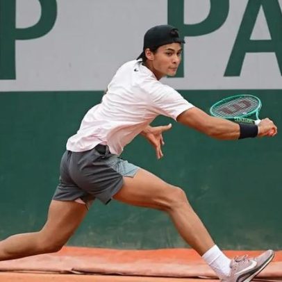 Guto Miguel busca título juvenil para o Brasil em Roland Garros