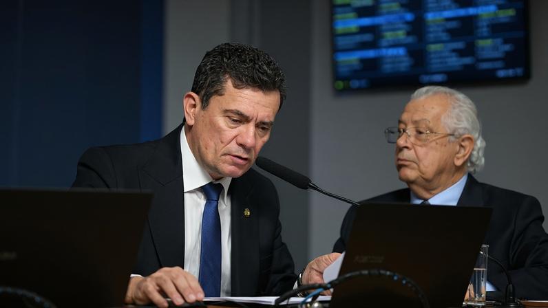 Bancada: relator do PL 5.521/2020, senador Sergio Moro (PL-PR), em pronunciamento; senador Jayme Campos (União-MT).