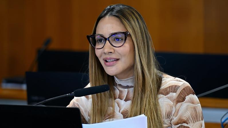 Bancada: senadora Ana Paula Lobato (PSB-MA) - em pronunciamento.