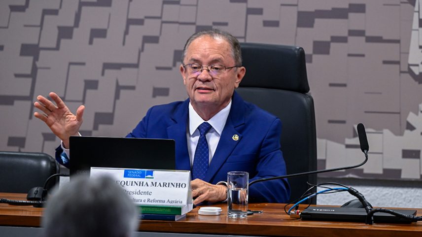 Mesa: presidente da CRA, senador Zequinha Marinho (Podemos-PA).