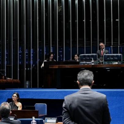 Senadores de governo e oposição solidarizam-se com o presidente do Senado