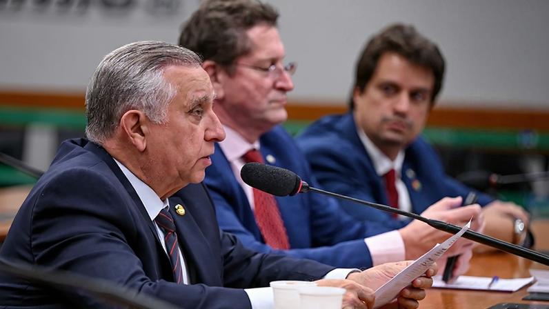 CMO promove 23 audiências públicas para ouvir ministros e discutir financiamentos