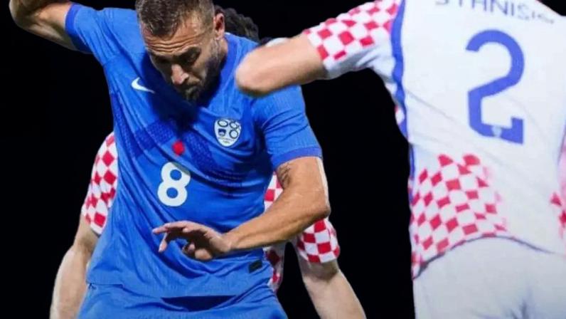 Eslovênia resistiu até os 47 minutos do segundo tempo, quando sofreu o gol que selou a derrota –