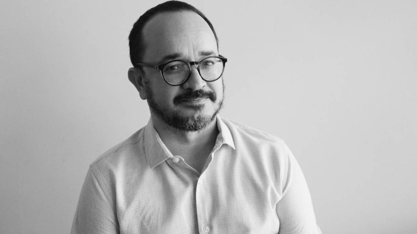 Tarso de Melo, o autor de 'Música do Mundo': saboroso convite ao mundo da poesia (Foto: Editora Fósforo/Reprodução)