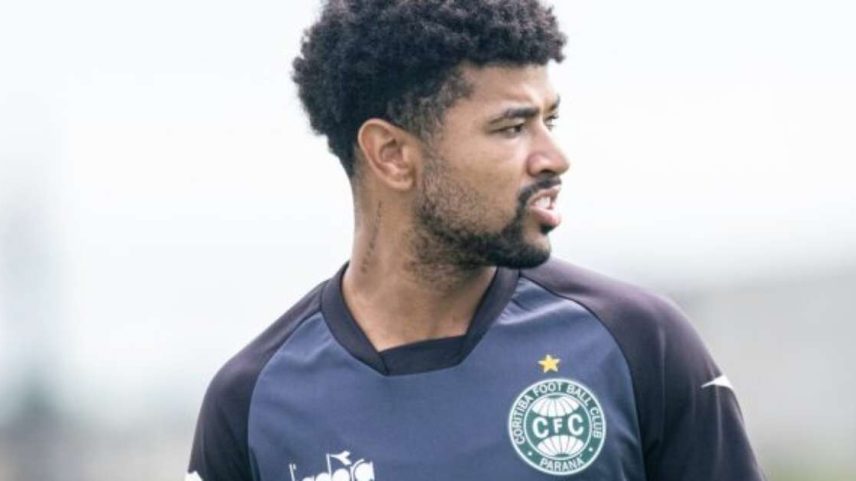 Lucas Ronier é um dos destaques do Coritiba –
