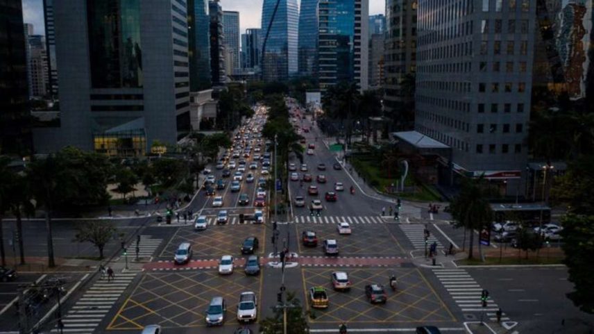 Trânsito na cidade de São Paulo;