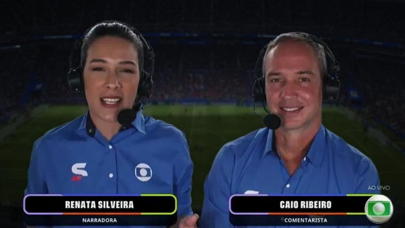 Renata Silveira e Caio RIbeiro no Lumen Field, em Seattle.