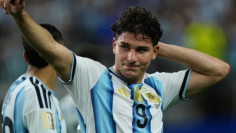 Julián Alvarez, who is playing for Argentina at the World Cup, is seeking a move away from Atlético.