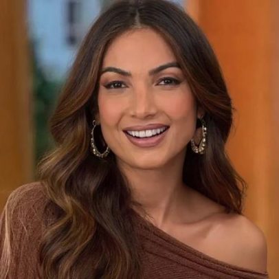 Patrícia Poeta exibe quatro looks no tom marrom, da tricô ao vestido longo