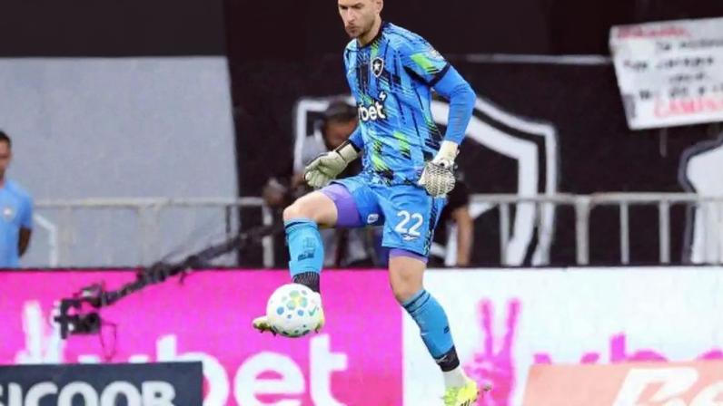 Neto não conseguiu se firmar no Botafogo –