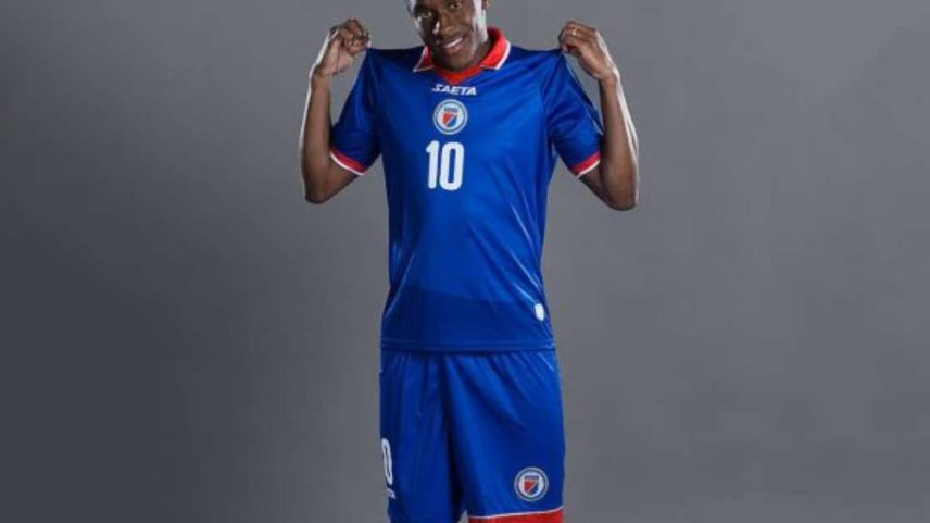 Camisa do Haiti possuía referência sobre a batalha da independência do país –