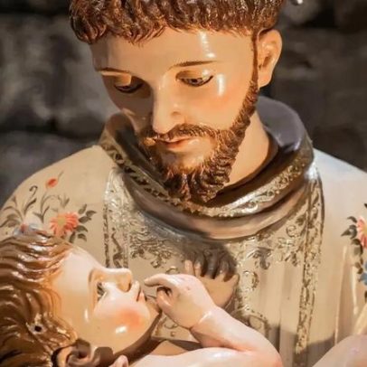 Quem foram Santo Antônio e São Valentim, santos do amor