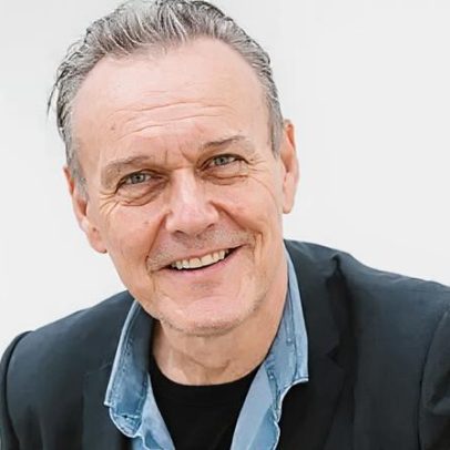 Ator Anthony Head, de Buffy e Ted Lasso, morre aos 72