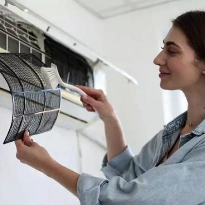 Especialista mostra como limpar ar-condicionado em 5 minutos com itens de casa