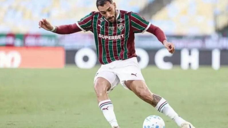 Freytes tem respaldo de Zubeldía na zaga do Fluminense –